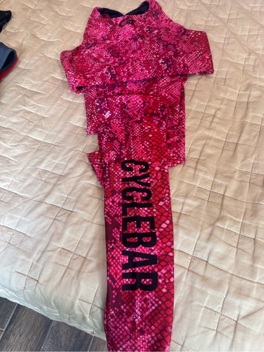 Cyclebar Girls Bright Pink Snake-Print Pajama Set